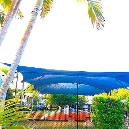 Apartment In 4* Resort - Pool Views - Great Location Noosaville Ngoại thất bức ảnh